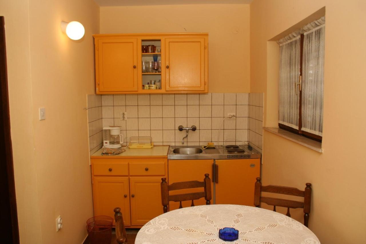 Apartments And Rooms By The Sea Sucuraj, Hvar - 4029 Екстериор снимка