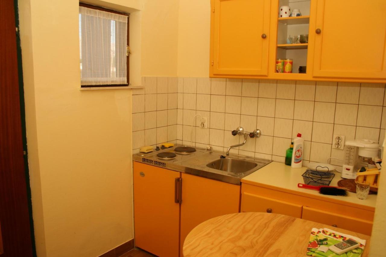 Apartments And Rooms By The Sea Sucuraj, Hvar - 4029 Екстериор снимка