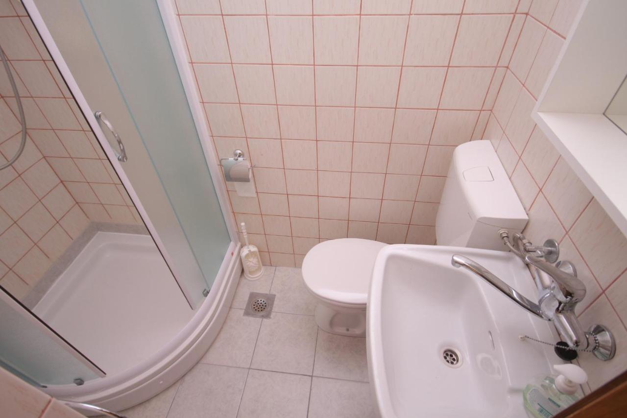 Apartments And Rooms By The Sea Sucuraj, Hvar - 4029 Екстериор снимка