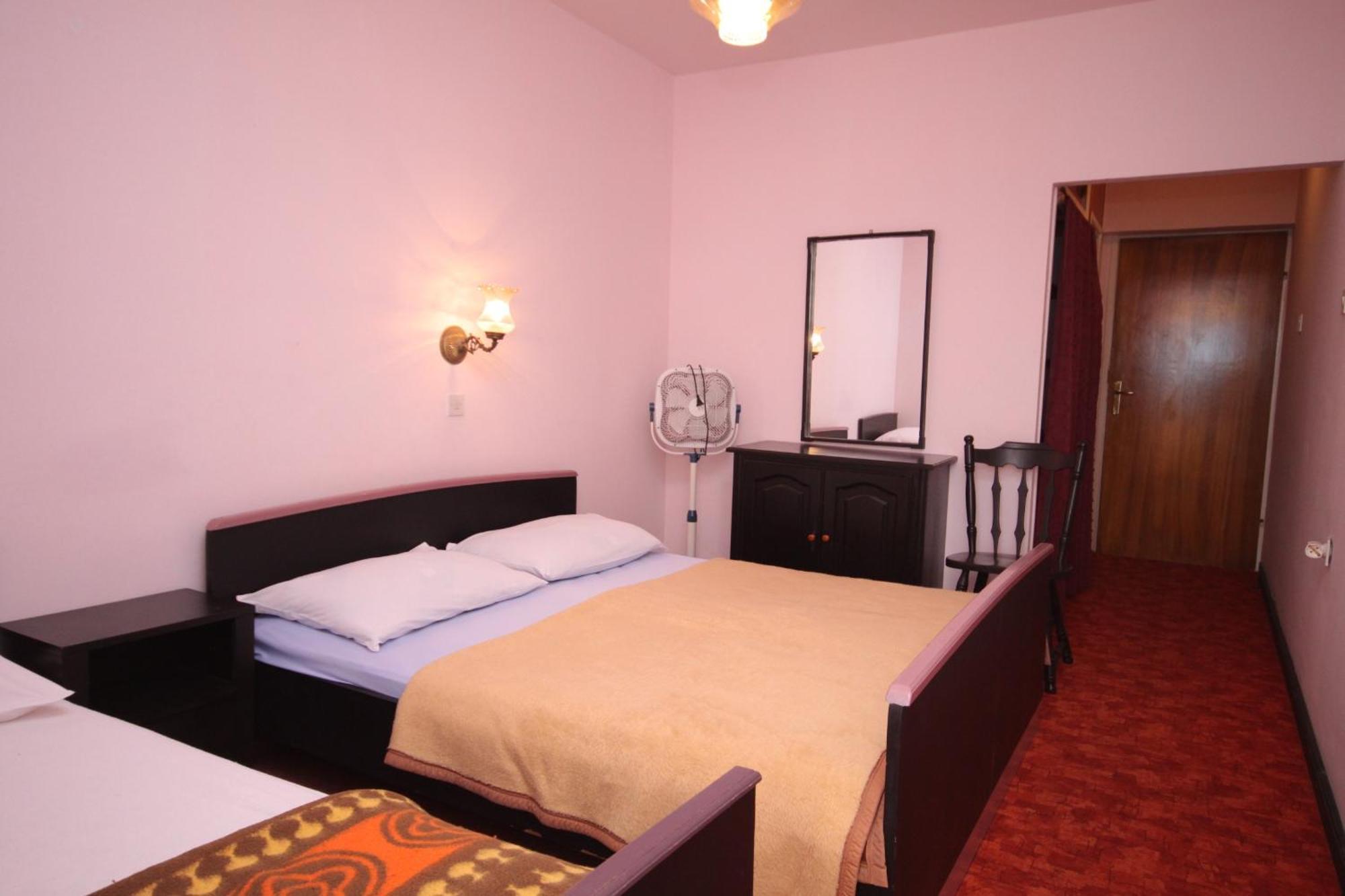 Apartments And Rooms By The Sea Sucuraj, Hvar - 4029 Стая снимка